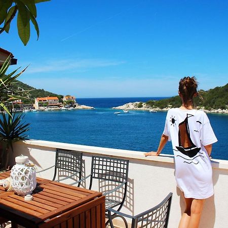 特利顿住宿加早餐旅馆 Lastovo 外观 照片